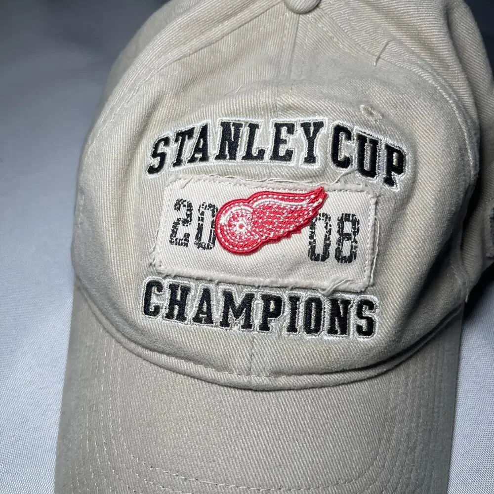 Old Time Hockey Detroit Red Wings Hat Beige 2008 Stanley Cup Champions Vtg Cap